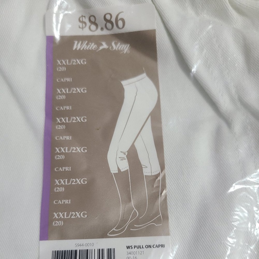 White Stag Pull on Capri, size 2XL, white